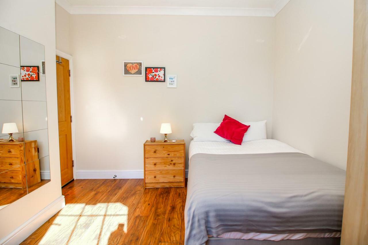 Private En-suite @ Liverpool Street, Brick Ln Affittacamere Londra
